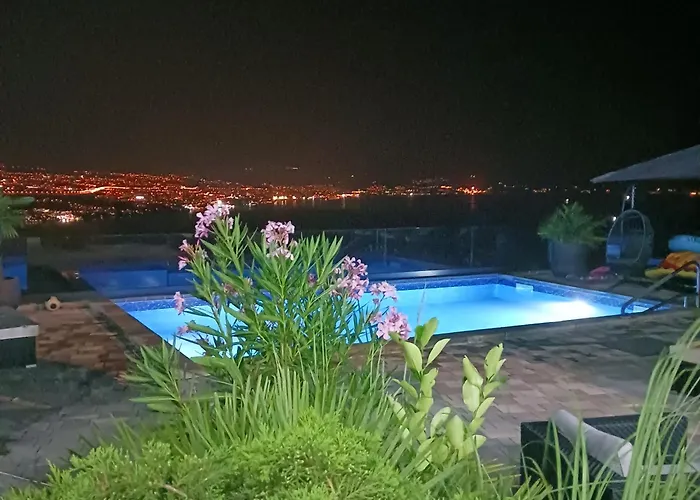 White Pearl Diamond Haus B, Opatija Mit Meerblick & Pool Opatija