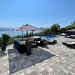White Pearl Diamond-Opatija, Meerblick Und Pool