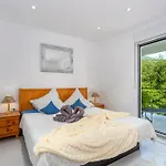 Holiday home White Pearl Diamond Haus B, Mit Meerblick & Pool Opatija