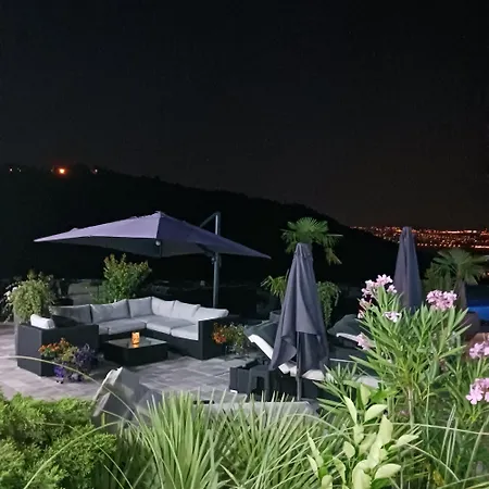 White Pearl Diamond-opatija, Meerblick Und Pool