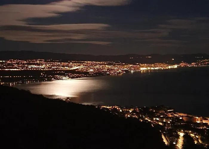 Casa vacanze White Pearl Diamond Haus B, Opatija Mit Meerblick & Pool Abbazia