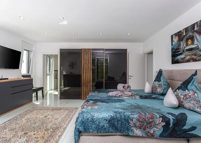 Casa vacanze White Pearl Diamond Haus B, Opatija Mit Meerblick & Pool *